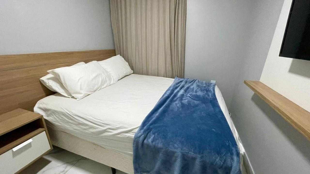 Flats A 50m Da Em Por Yolo Holiday home *